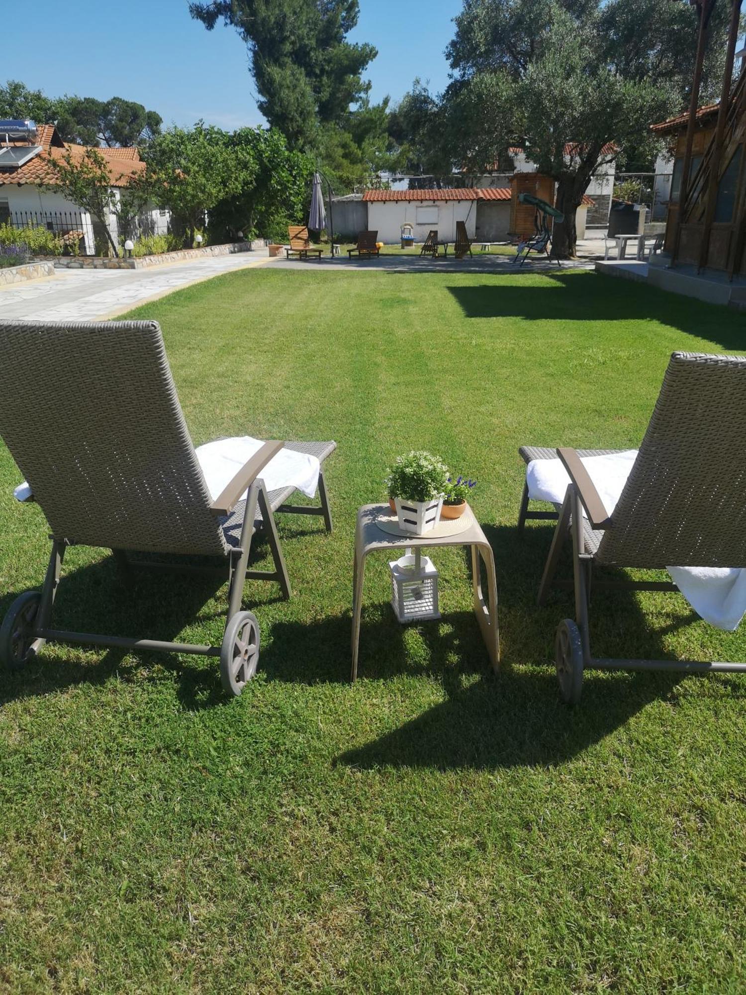 Makis Nest Apart-Hotel Vourvourou Exterior foto